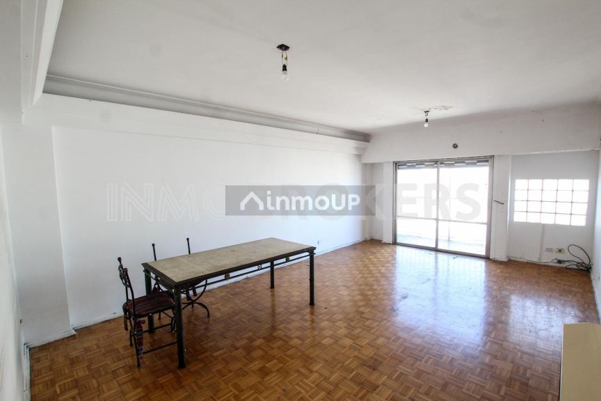 Departamento en Venta en Monserrat, Capital Federal