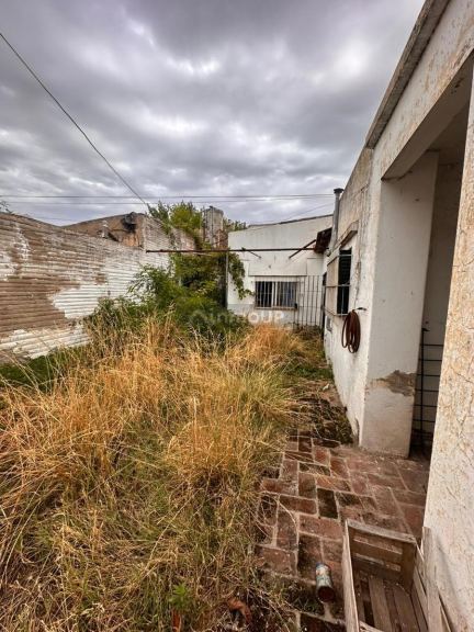 Casa en Venta en Bahia Blanca, Buenos Aires Interior - USD 85.000 | Inmoup - 16