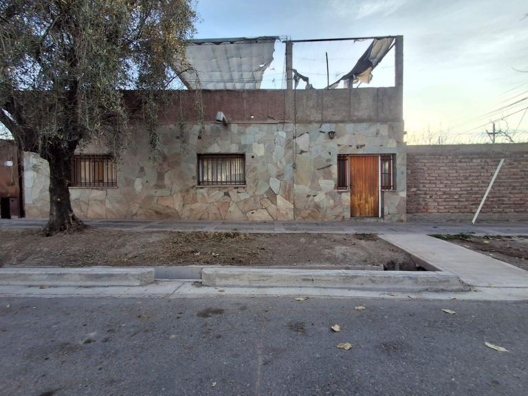 Casa en Venta en Guaymallen, Mendoza