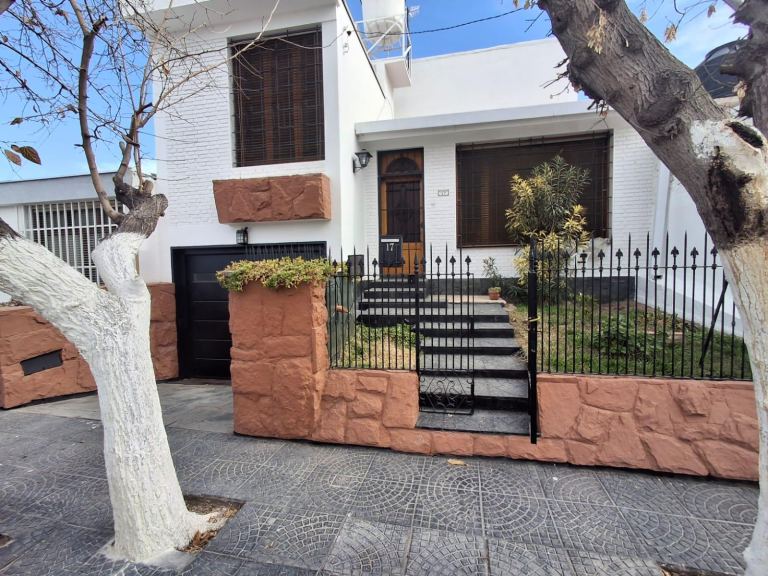 Casa en Venta en Guaymallen, Mendoza