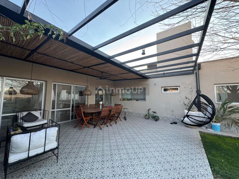 Casa en Venta en Guaymallen, Mendoza