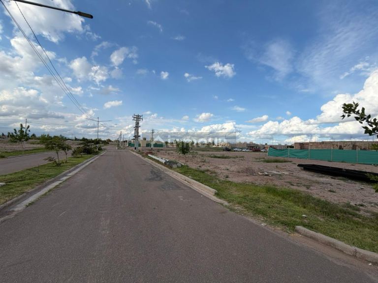 Lote en Venta en Maipu, Mendoza