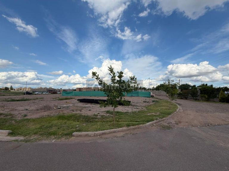 Lote en Venta en Maipu, Mendoza