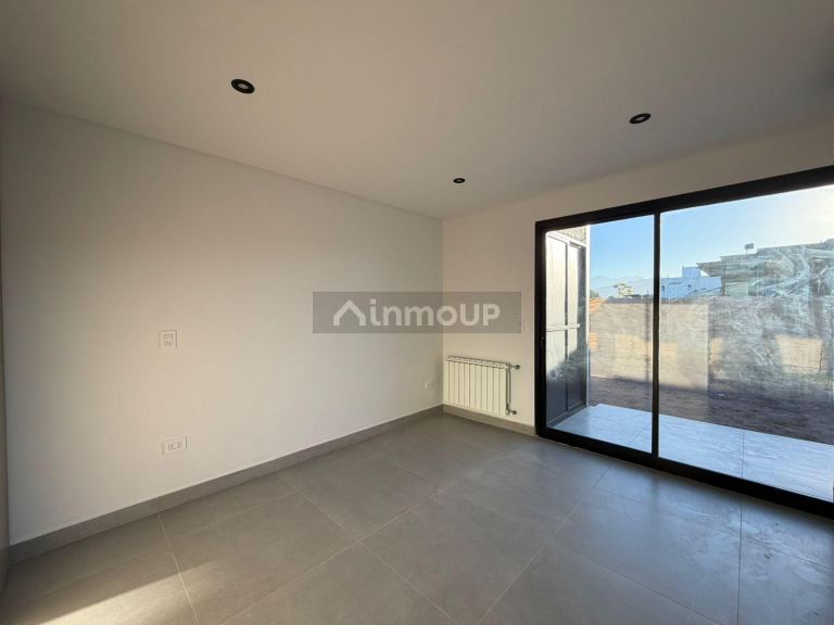 Casa en Alquiler en Maipu, Mendoza