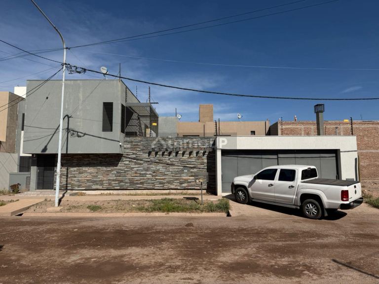 Casa en Venta en Guaymallen, Mendoza