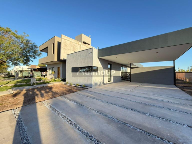 Casa en Alquiler en Maipu, Mendoza