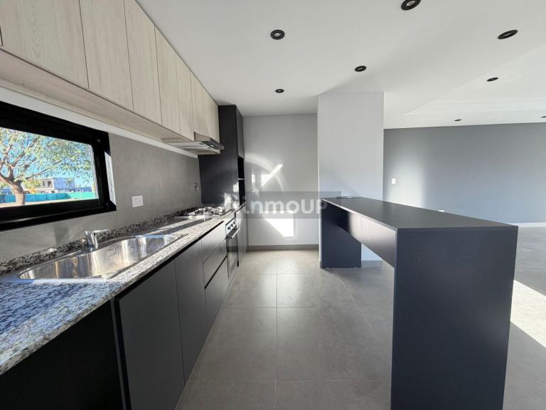 Casa en Alquiler en Maipu, Mendoza