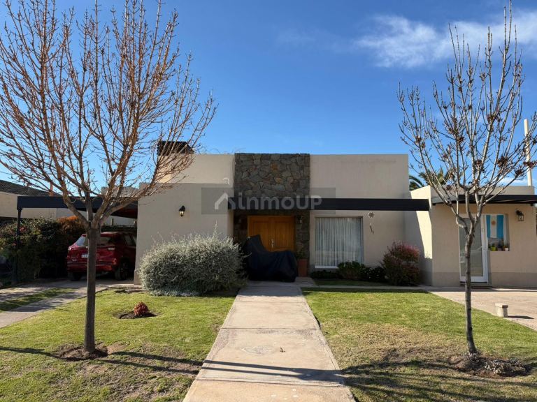 Casa en Venta en Lujan de Cuyo, Mendoza