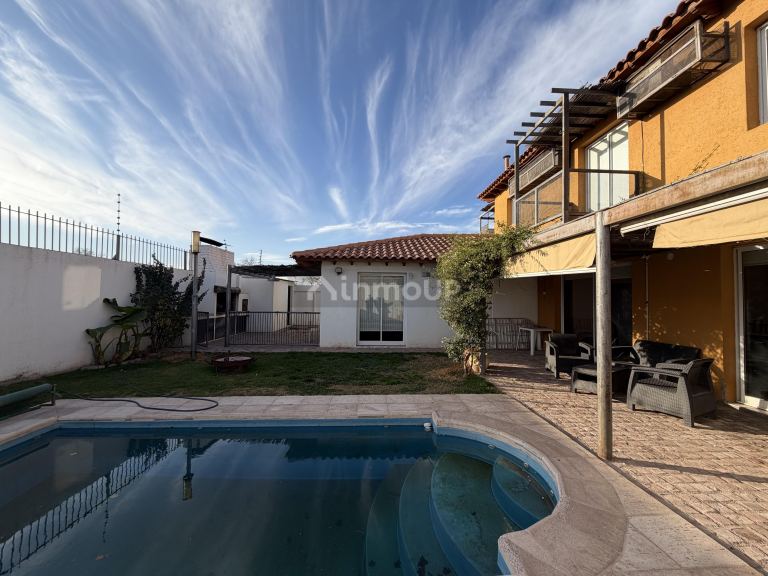 Casa en Venta en Guaymallen, Mendoza