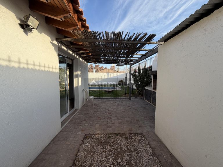 Casa en Venta en Guaymallen, Mendoza