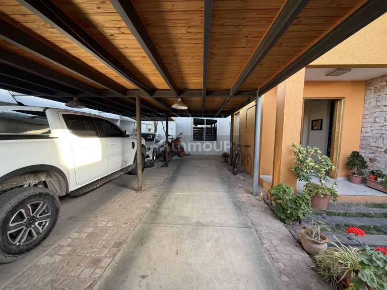 Casa en Venta en Guaymallen, Mendoza