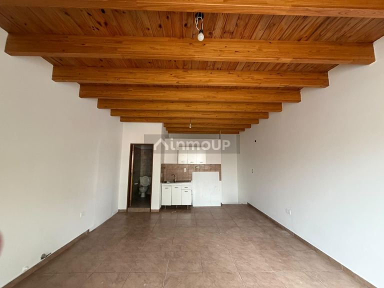 Local Comercial en Alquiler en Guaymallen, Mendoza - $ 760.000 | Inmoup - 8
