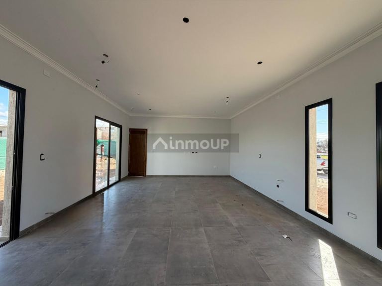 Casa en Venta en Lujan de Cuyo, Mendoza - USD 235.000 | Inmoup - 4