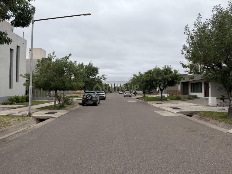 Lote en Venta en Guaymallen, Mendoza