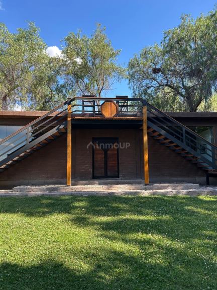 Bodega con Viñedo en Venta en Lujan de Cuyo, Mendoza