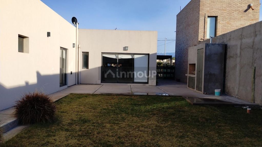 Casa en Venta en Maipu, Mendoza