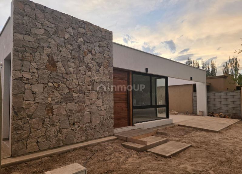 Casa en Venta en Guaymallen, Mendoza