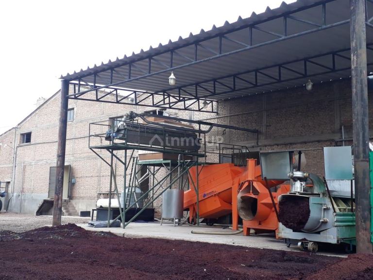 Bodega con Viñedo en Venta en San Martin, Mendoza