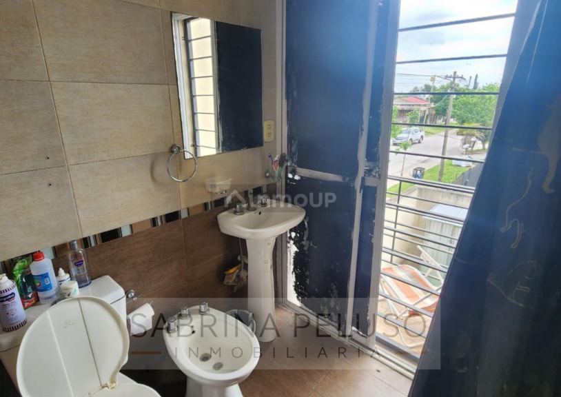 P H en Venta en Merlo, G.B.A. Zona Oeste