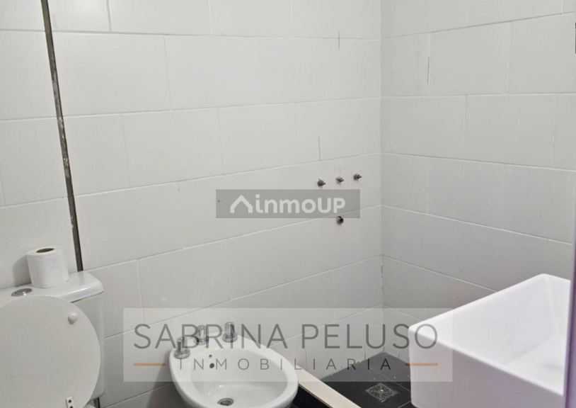 Casa en Venta en Moron, G.B.A. Zona Oeste - USD 700.000 | Inmoup - 24