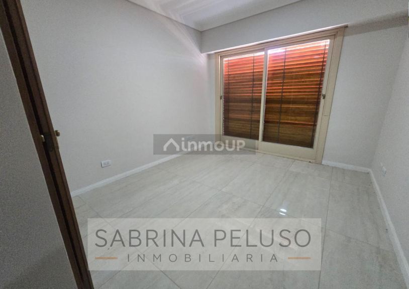 Casa en Venta en Moron, G.B.A. Zona Oeste - USD 700.000 | Inmoup - 34