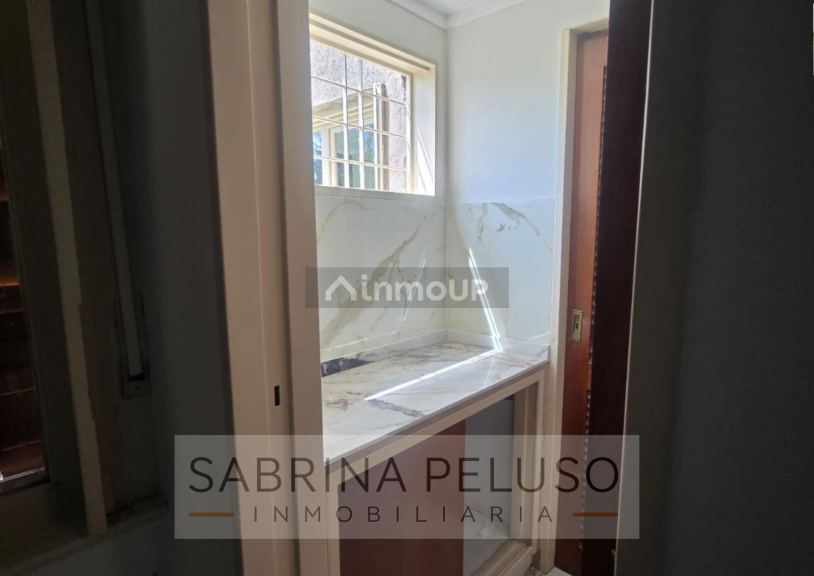 Casa en Venta en Moron, G.B.A. Zona Oeste - USD 700.000 | Inmoup - 39