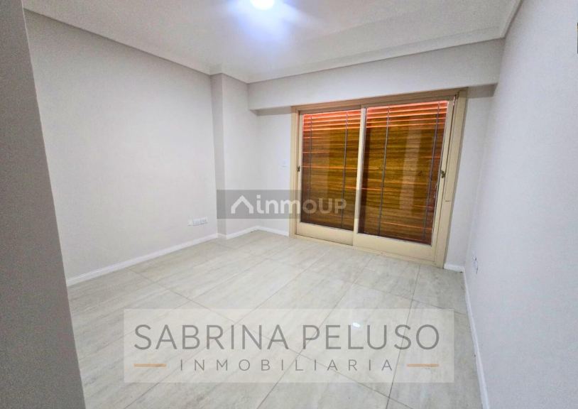 Casa en Venta en Moron, G.B.A. Zona Oeste - USD 700.000 | Inmoup - 36