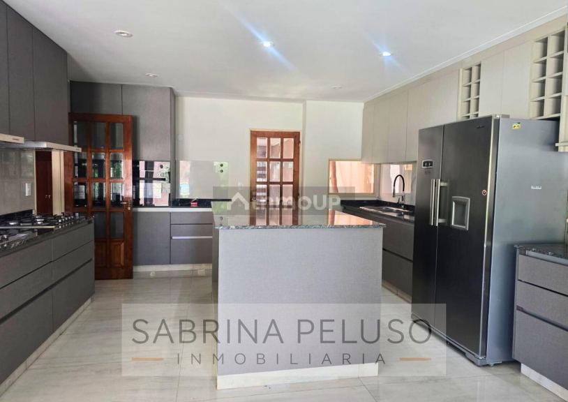 Casa en Venta en Moron, G.B.A. Zona Oeste - USD 700.000 | Inmoup - 9