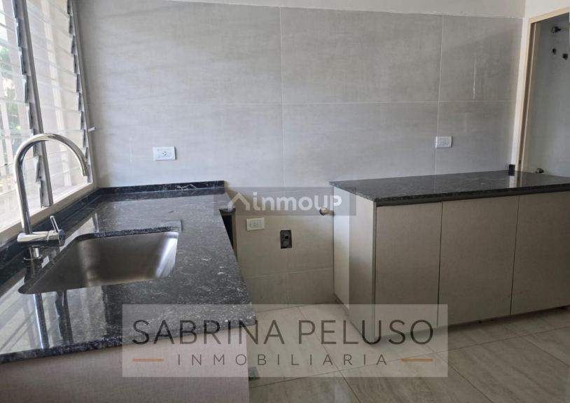 Casa en Venta en Moron, G.B.A. Zona Oeste - USD 700.000 | Inmoup - 6