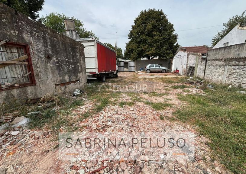Terreno en Venta en Moron, G.B.A. Zona Oeste