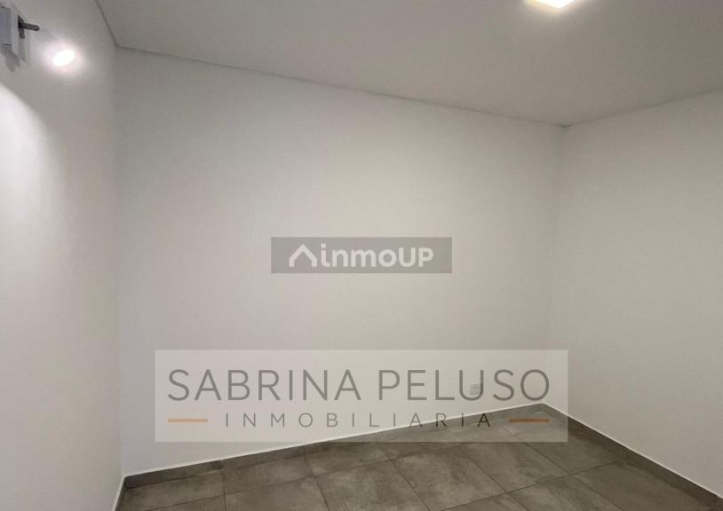 P H en Venta en Ituzaingo, G.B.A. Zona Oeste
