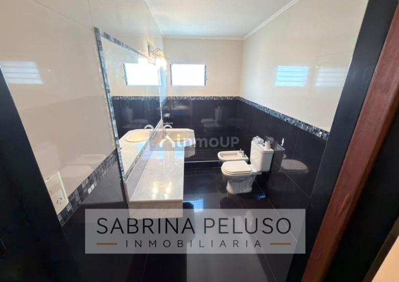 Casa en Venta en Chivilcoy, Buenos Aires Interior