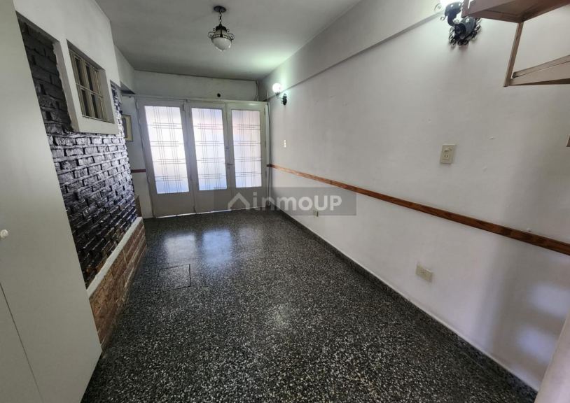 Casa en Venta en Moron, G.B.A. Zona Oeste