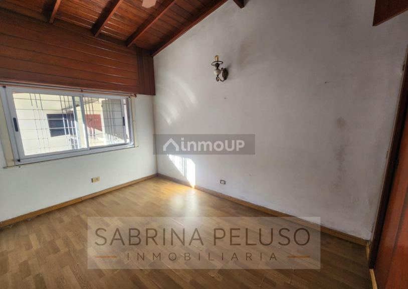 Casa en Venta en Moron, G.B.A. Zona Oeste