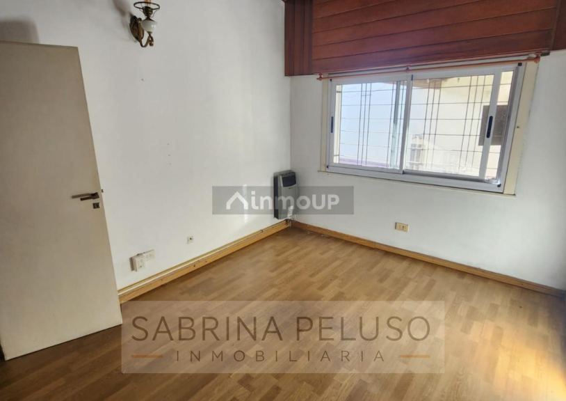 Casa en Venta en Moron, G.B.A. Zona Oeste