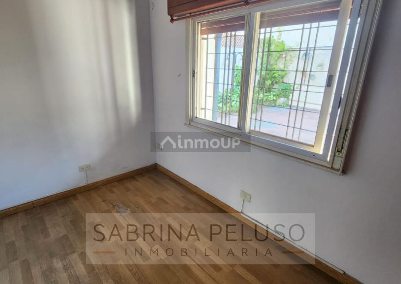 Casa en Venta en Moron, G.B.A. Zona Oeste