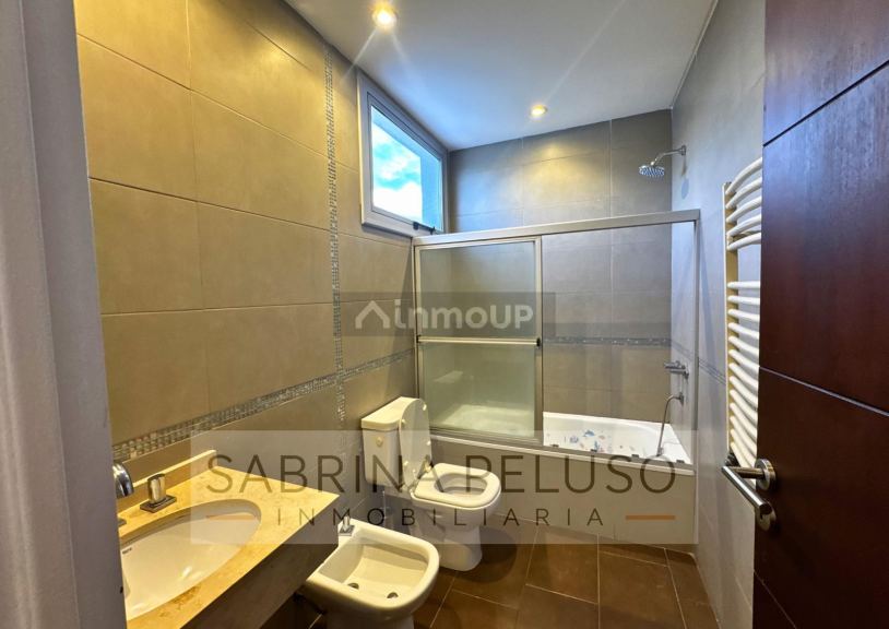 Casa en Alquiler en General Rodriguez, G.B.A. Zona Oeste - USD 2.700 | Inmoup - 24