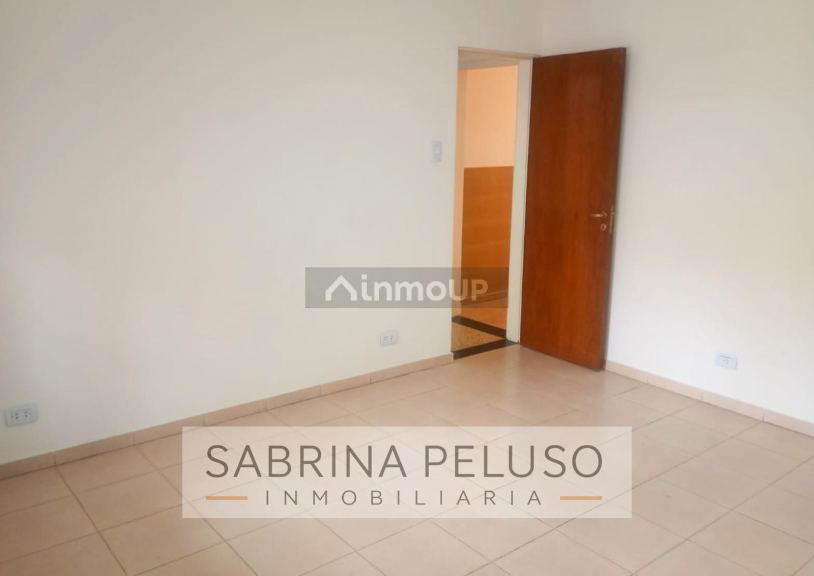 Casa en Alquiler en Merlo, G.B.A. Zona Oeste