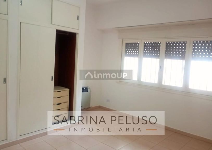 Casa en Alquiler en Merlo, G.B.A. Zona Oeste