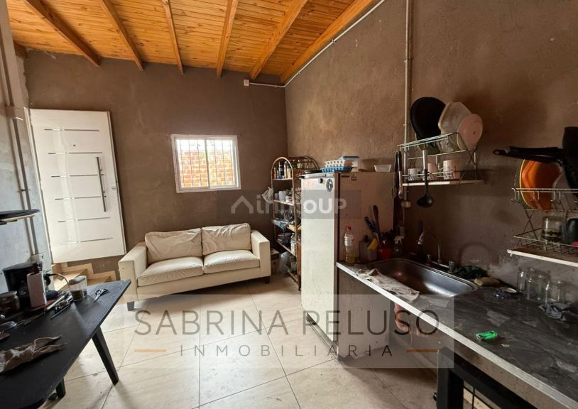 P H en Venta en Moron, G.B.A. Zona Oeste