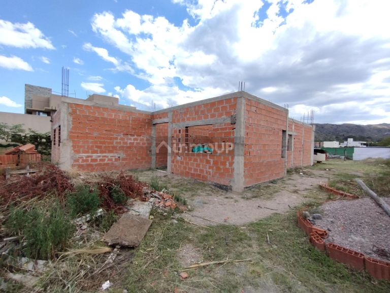 Casa en Venta en Juana Koslay, San Luis