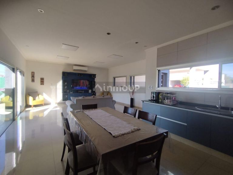 Casa en Venta en Guaymallen, Mendoza