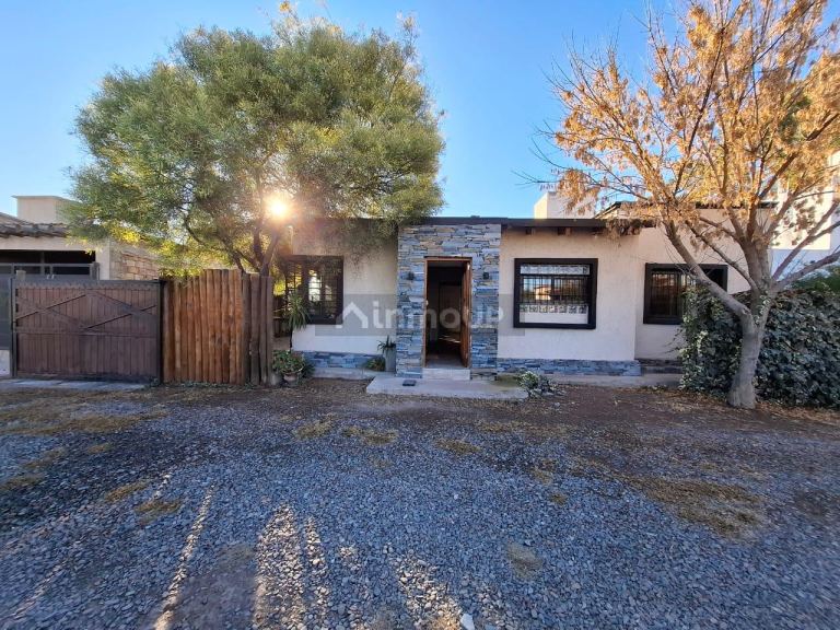 Casa en Alquiler en Guaymallen, Mendoza