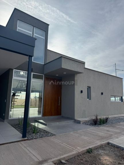 Casa en Venta en Maipu, Mendoza