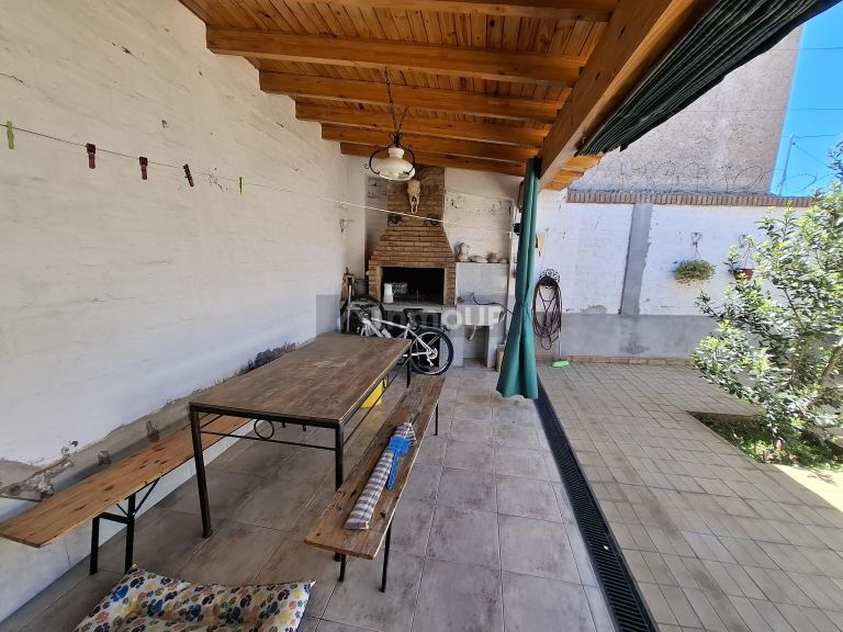 Casa en Venta en Lujan de Cuyo, Mendoza - USD 130.000 | Inmoup - 24