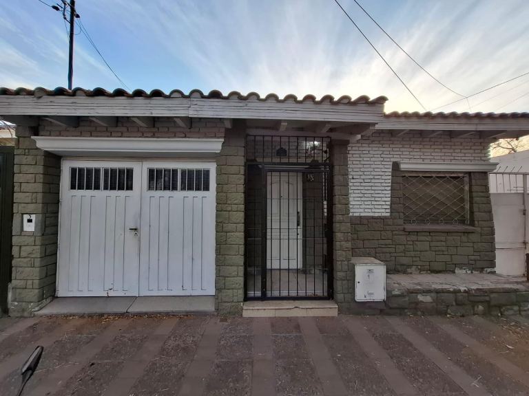 Casa en Alquiler en Godoy Cruz, Mendoza
