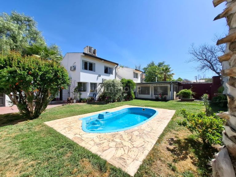 Casa en Alquiler en Godoy Cruz, Mendoza