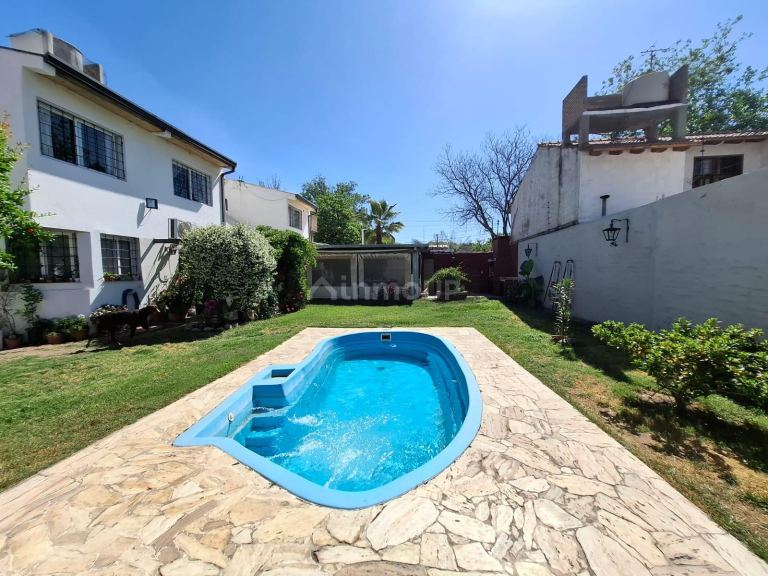 Casa en Alquiler en Godoy Cruz, Mendoza