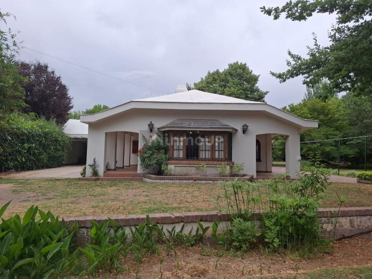 Casa en Alquiler en Lujan de Cuyo, Mendoza