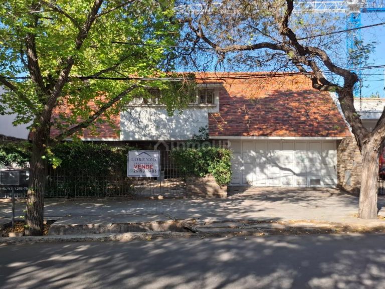 Casa en Venta en Capital, Mendoza